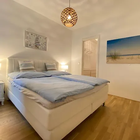 Ferienwohnung Bootshaus Am Neuen Hafen Bremerhaven Exterior foto
